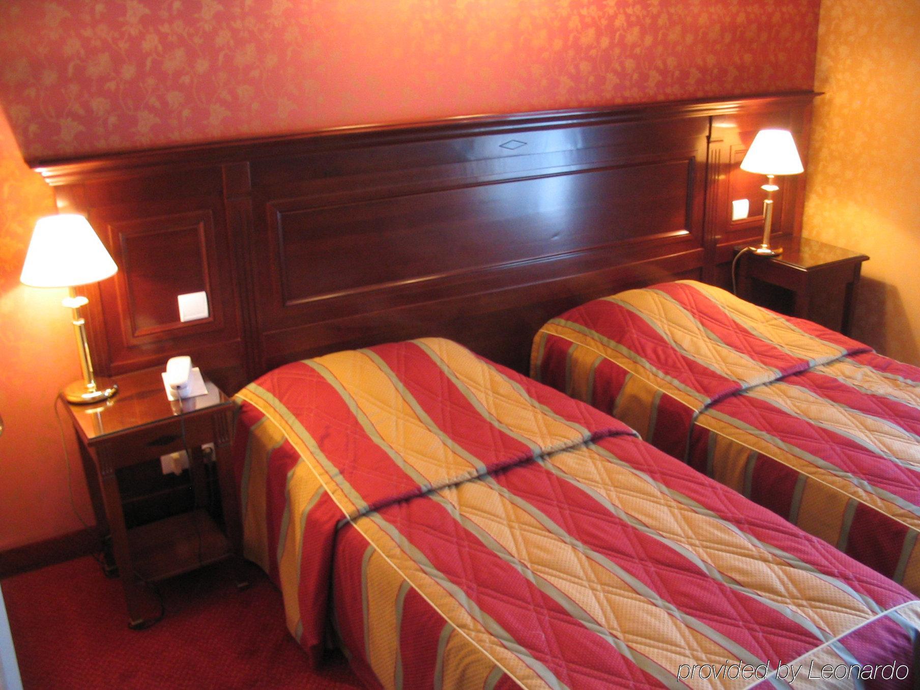 Hotel Viator - Gare de Lyon Parigi Esterno foto