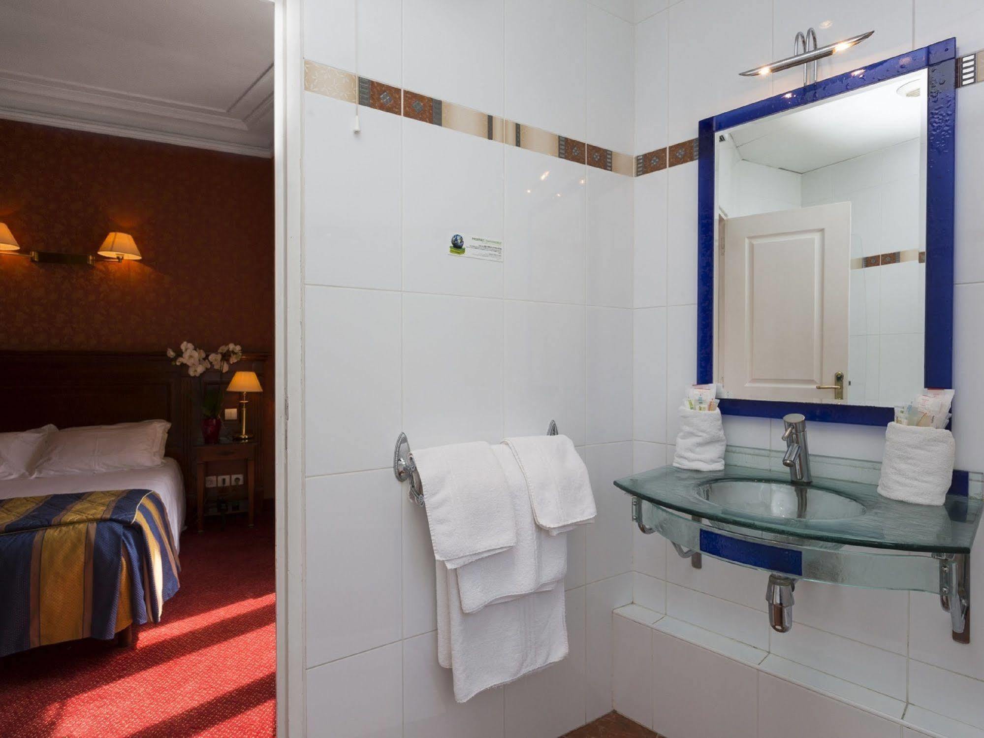Hotel Viator - Gare de Lyon Parigi Esterno foto