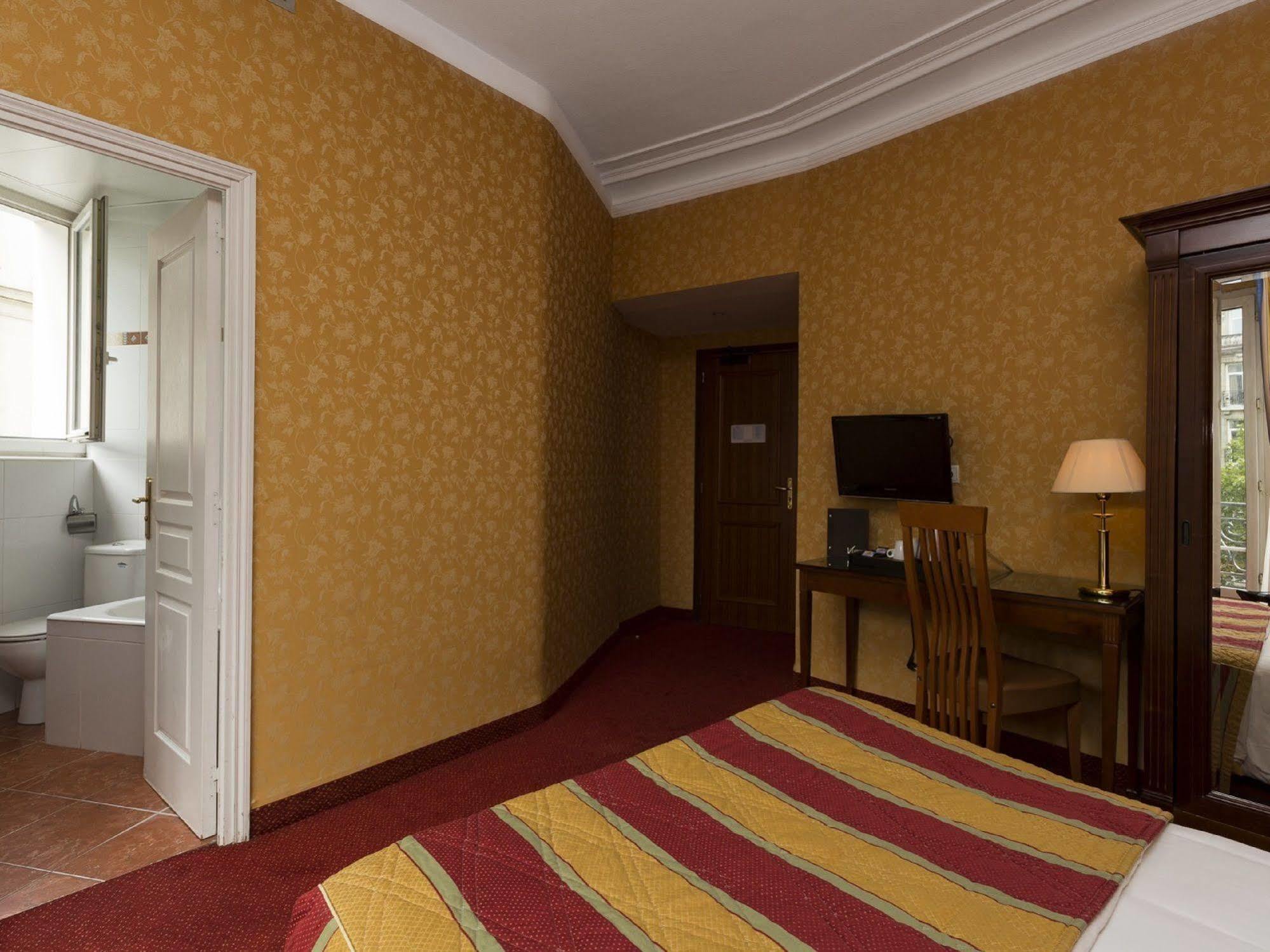 Hotel Viator - Gare de Lyon Parigi Esterno foto
