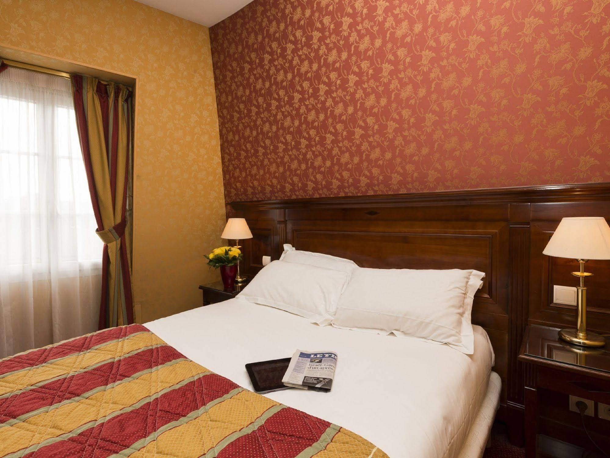 Hotel Viator - Gare de Lyon Parigi Esterno foto