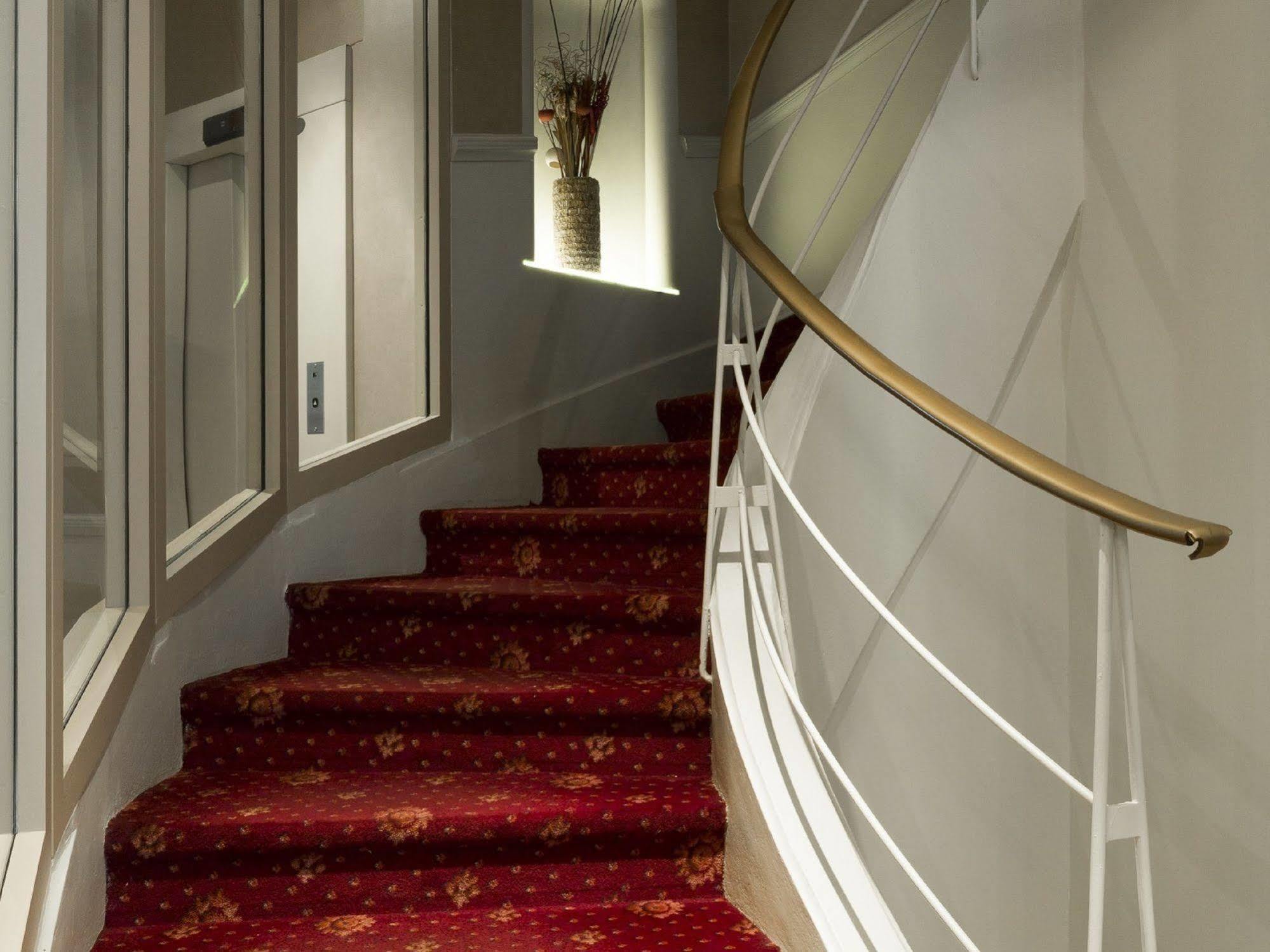 Hotel Viator - Gare de Lyon Parigi Esterno foto